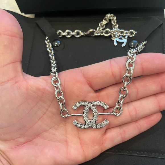 ❌SOLD❌ CHANEL 25C Silver & Crystal adjustable Choker Necklace - NEW with Tags - Picture 11 of 11